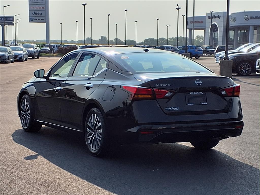 2024 Nissan Altima 2.5 SV photo 12