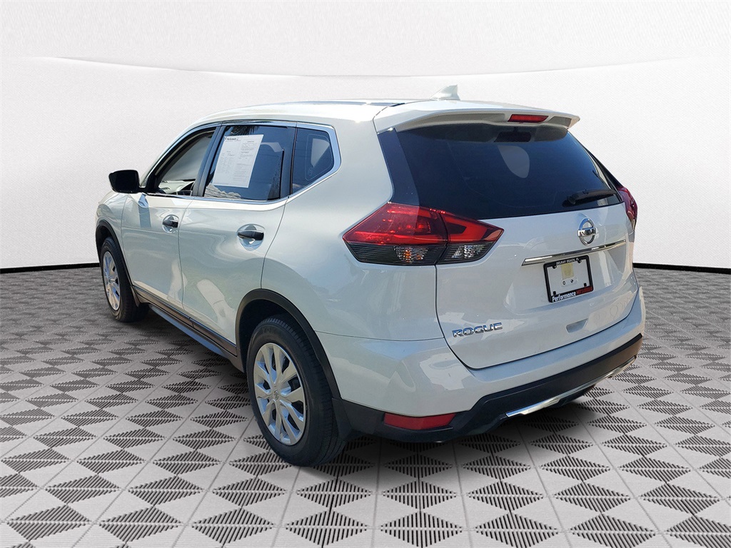 2020 Nissan Rogue S photo 2