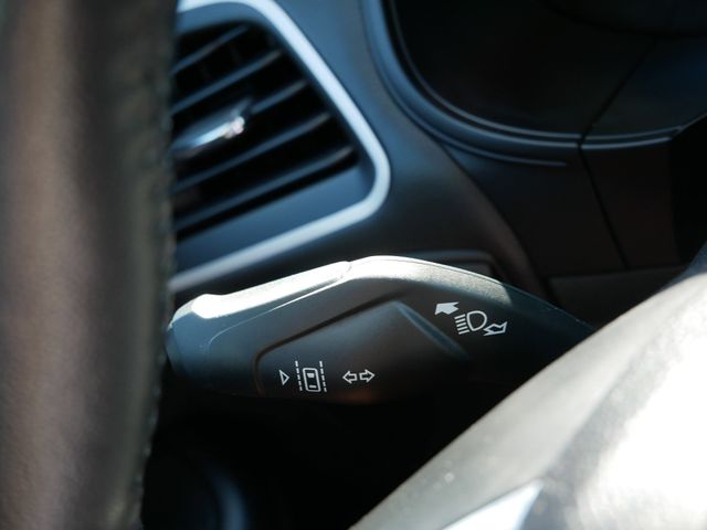 2024 Ford Edge SEL photo 24