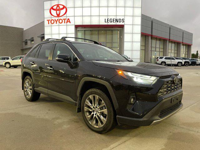 2022 Toyota RAV4 Limited's photo