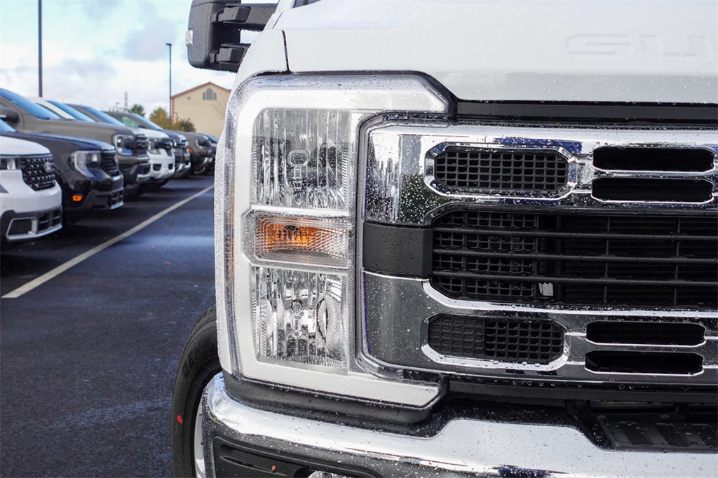 2026 Ford F-250 XLT photo 4