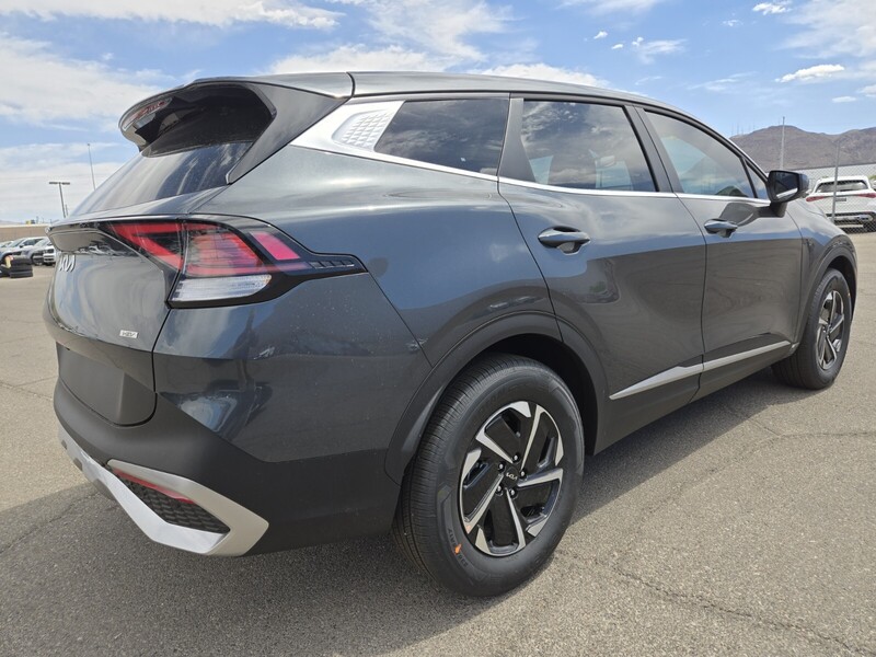 2025 Kia Sportage Hybrid LX photo 3
