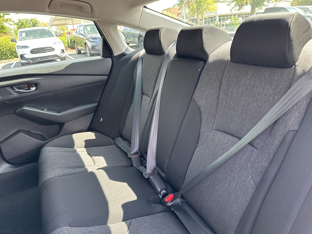 2025 Honda Accord LX photo 11