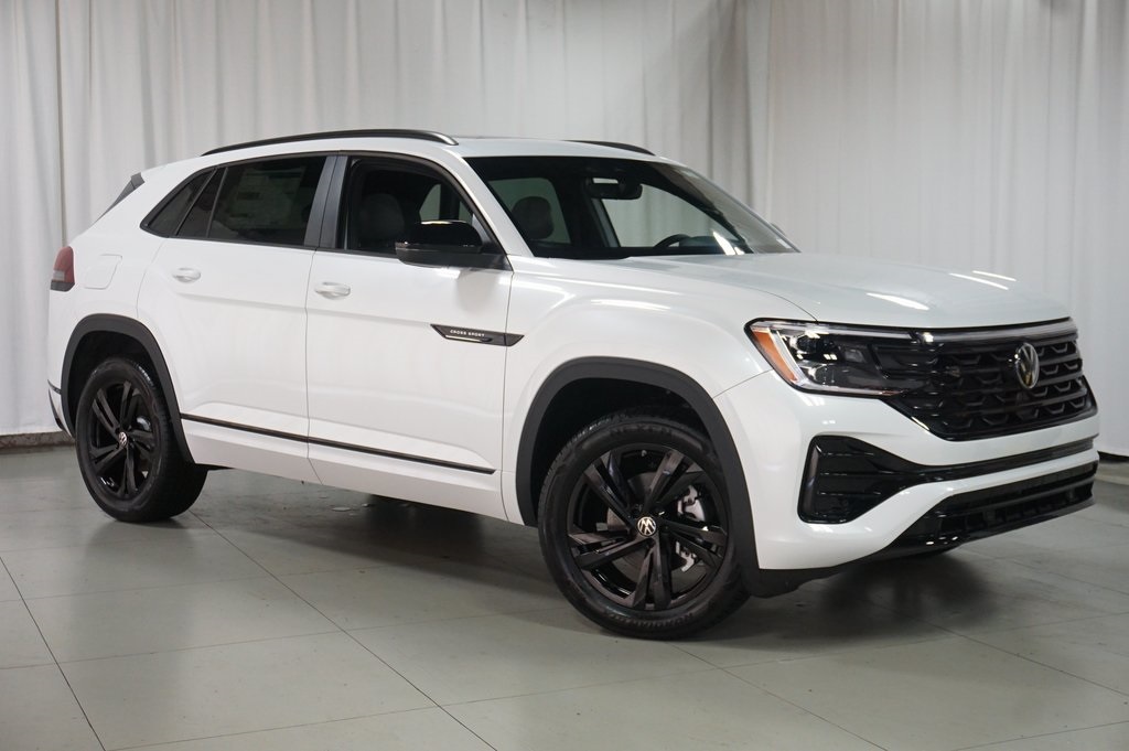 2025 Volkswagen Atlas Cross Sport SEL R-Line photo 2