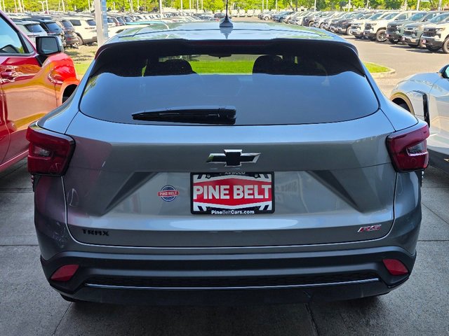 2025 Chevrolet Trax photo 5