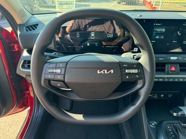 2025 Kia K4 LXS photo 22