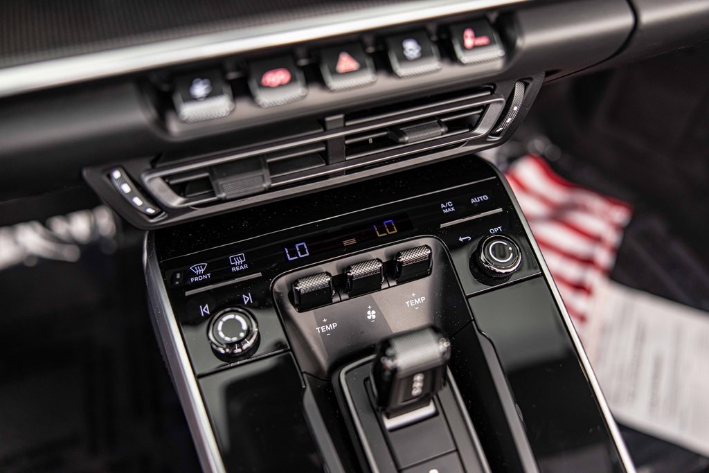 2025 PORSCHE 911 - Image 30