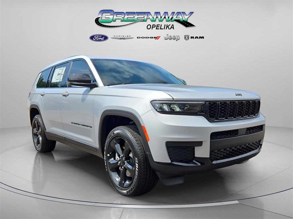 2025 Jeep Grand Cherokee L Altitude's photo