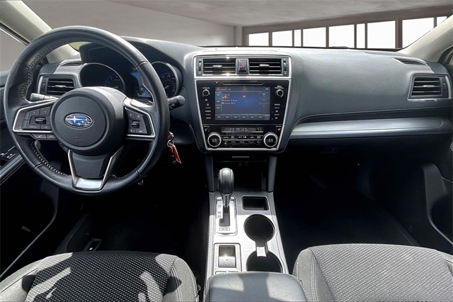 2018 Subaru Outback 2.5i Premium photo 17
