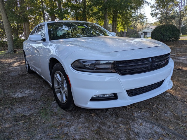 2021 Dodge Charger SXT photo 3