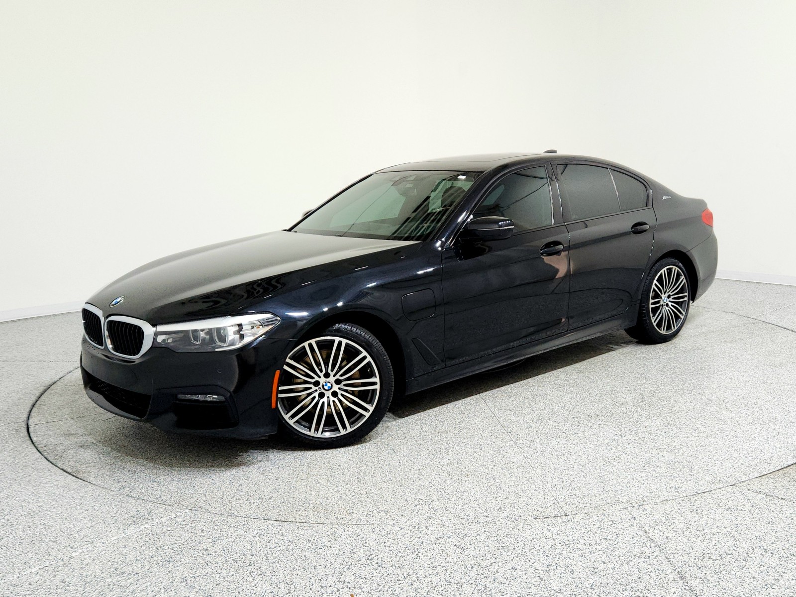 2019 BMW 5 Series 530e