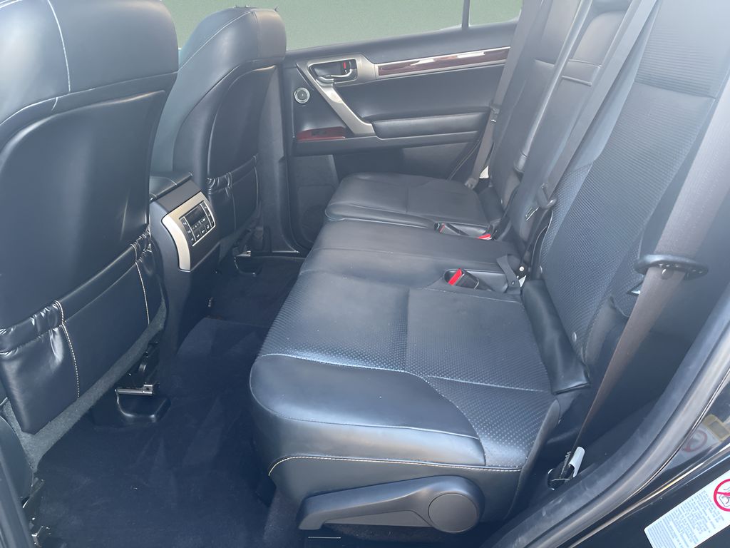 2019 Lexus GX 460 Luxury photo 20