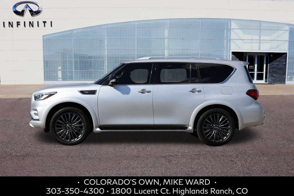 2022 Infiniti QX80 Premium Select photo 2