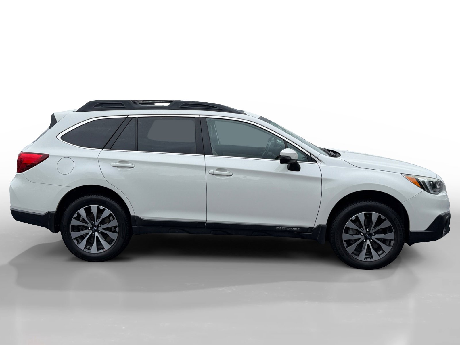 2016 Subaru Outback 2.5i photo 5