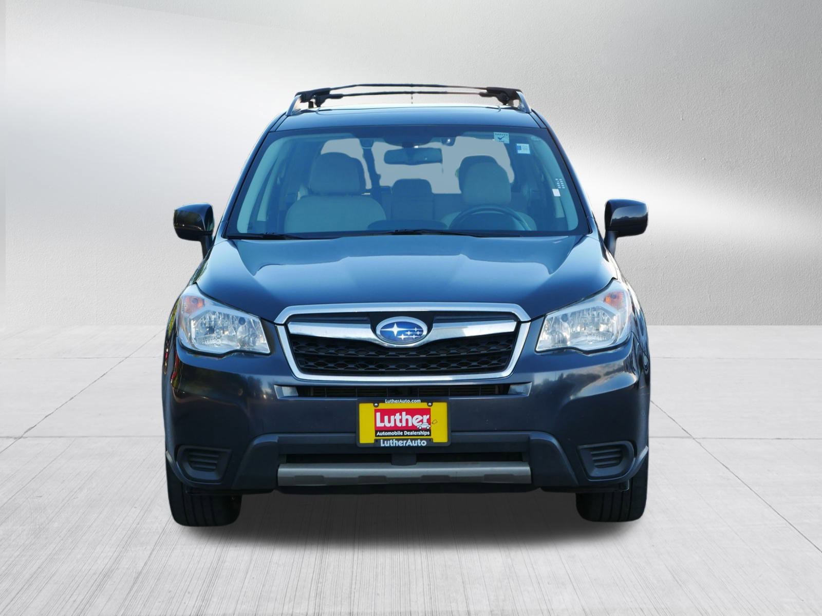 2015 Subaru Forester 2.5i Premium photo 2
