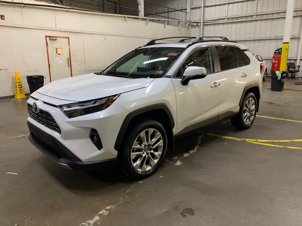 2025 Toyota RAV4 Limited's photo