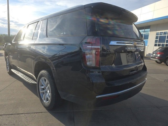 2021 Chevrolet Suburban LS photo 6