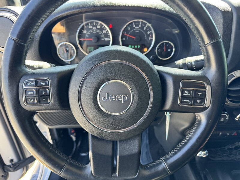 2012 Jeep Wrangler Unlimited Sport photo 16