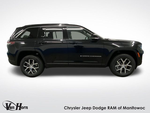 2025 Jeep Grand Cherokee Limited photo 2