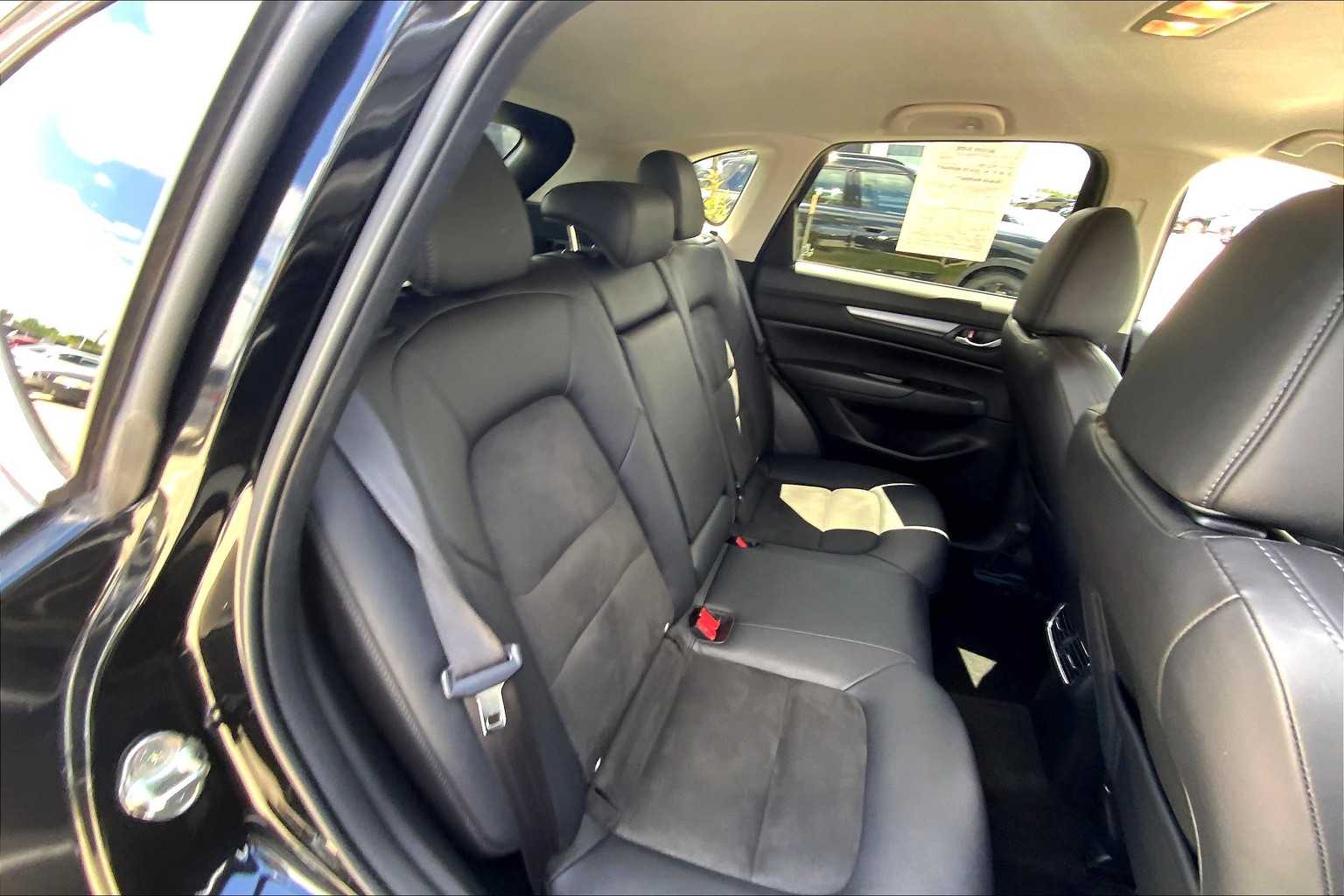 2021 Mazda CX-5 Touring photo 37