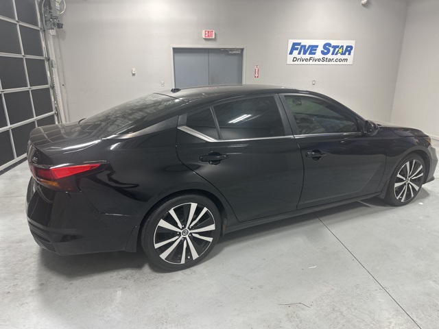 2019 Nissan Altima 2.5 SR photo 6