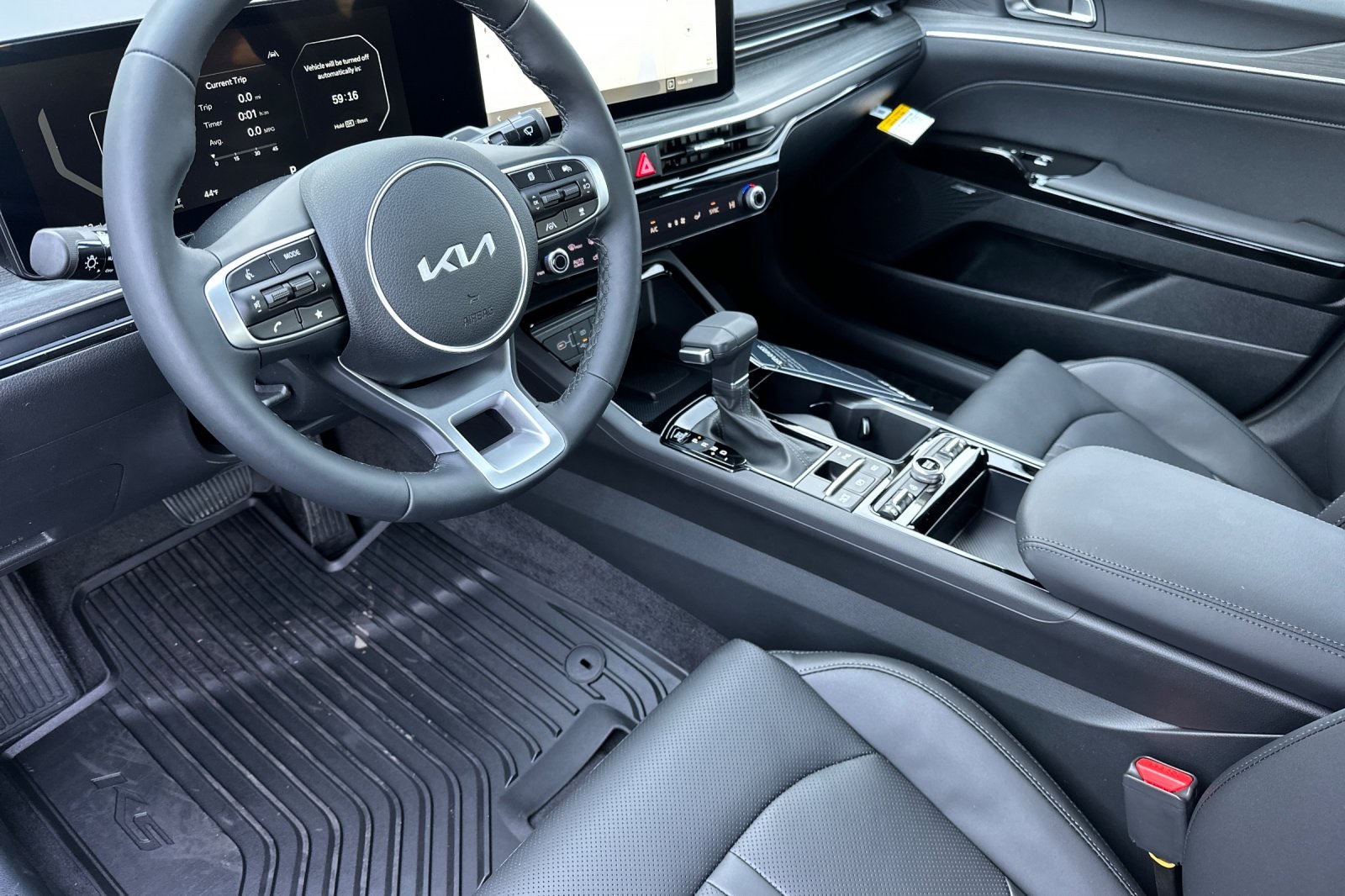 2025 Kia K5 EX photo 6