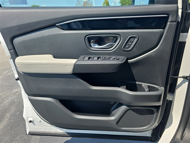 2026 Honda Passport photo 26