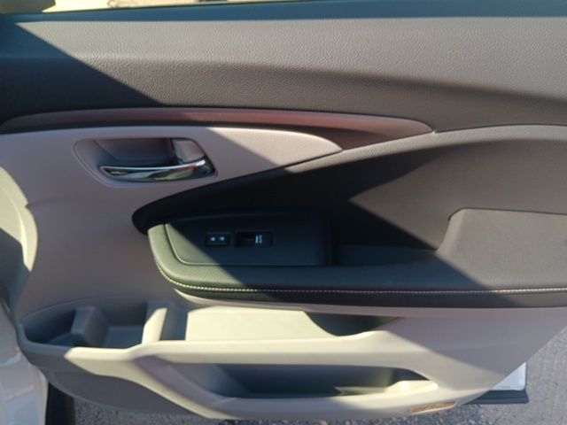 2025 Honda Ridgeline RTL photo 22