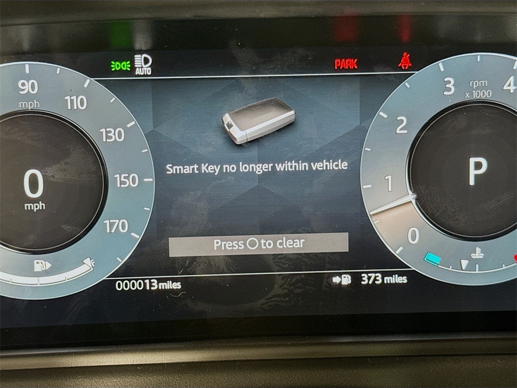 2026 Land Rover Range Rover Velar SE photo 12