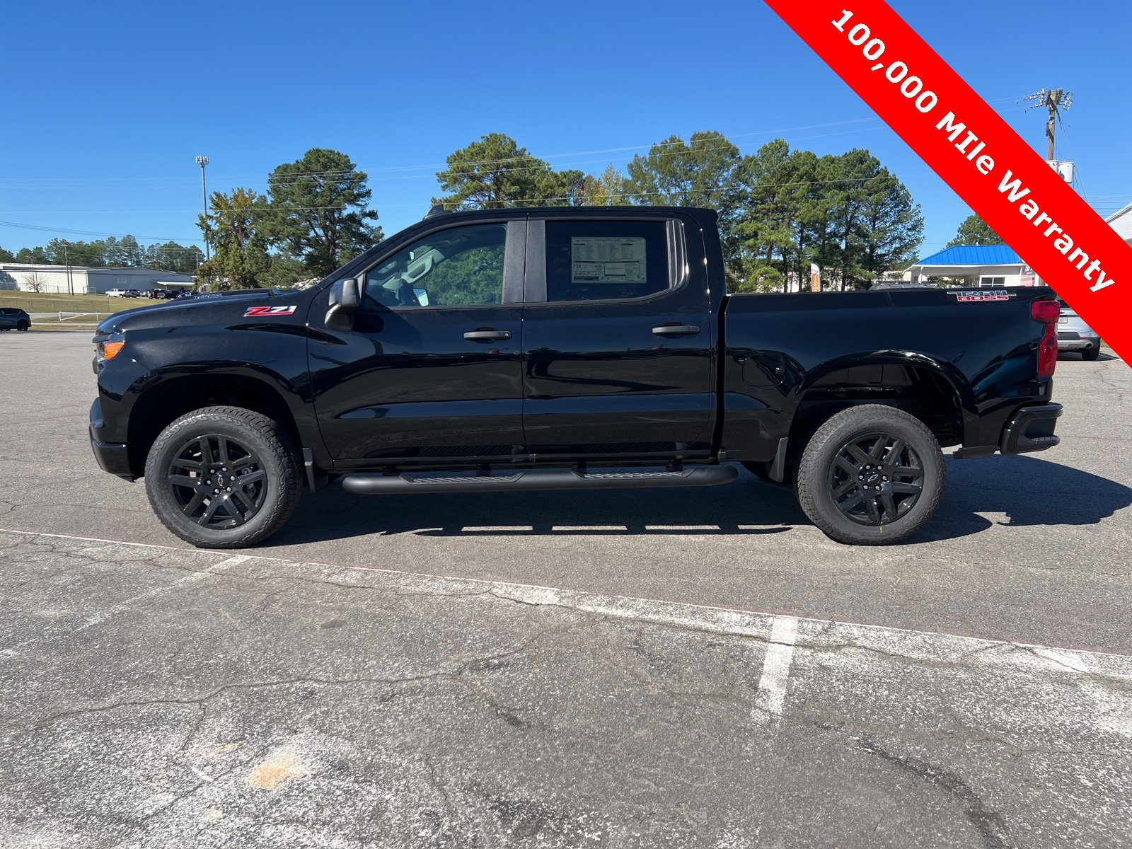 2026 Chevrolet Silverado 1500 Custom Trail Boss photo 2