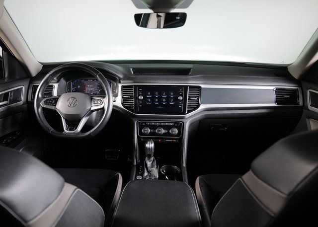 2021 Volkswagen Atlas V6 SEL Premium R-Line photo 3