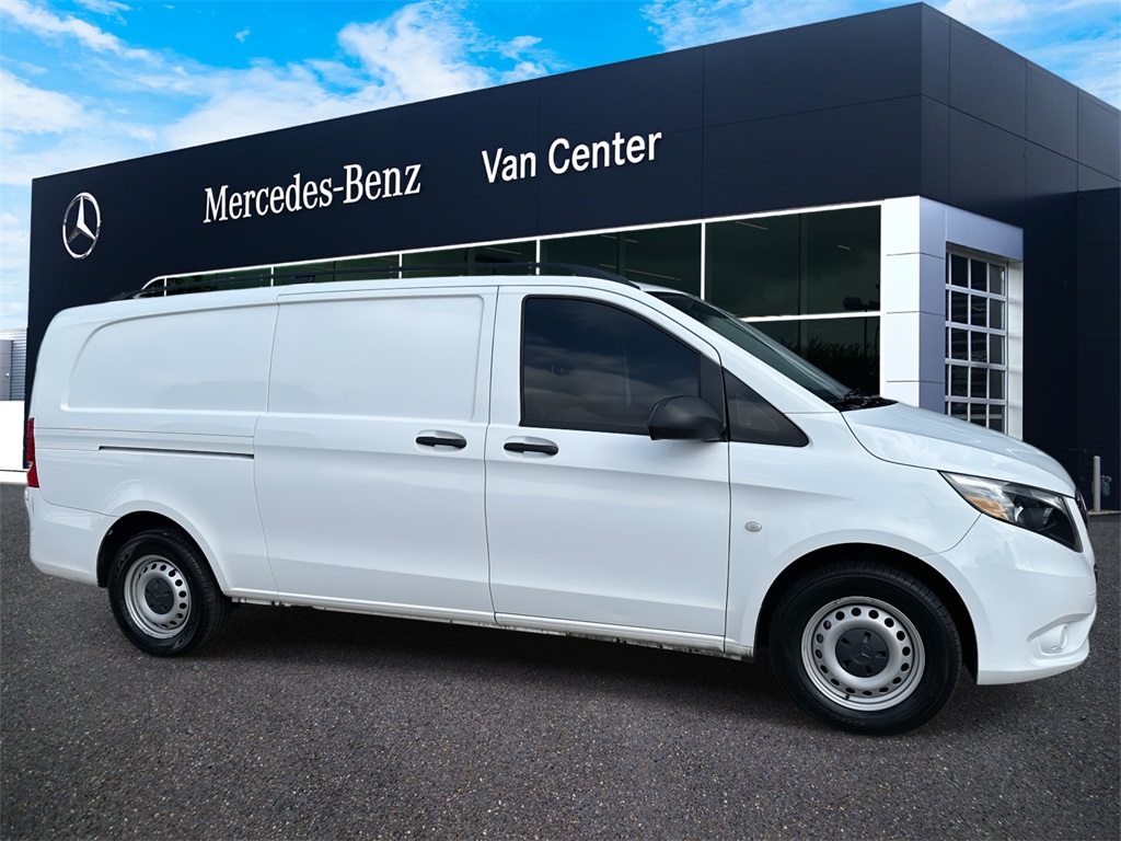 2023 Mercedes Benz Metris Cargo photo 2