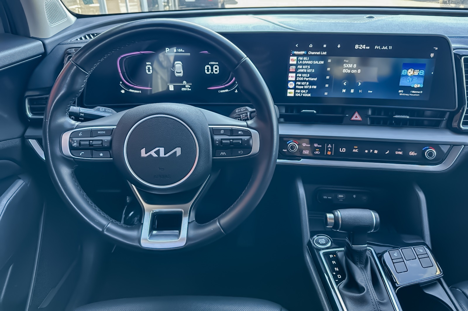 2024 Kia Sportage EX photo 8
