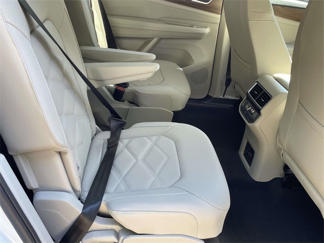 2026 Volkswagen Atlas SE Technology photo 14