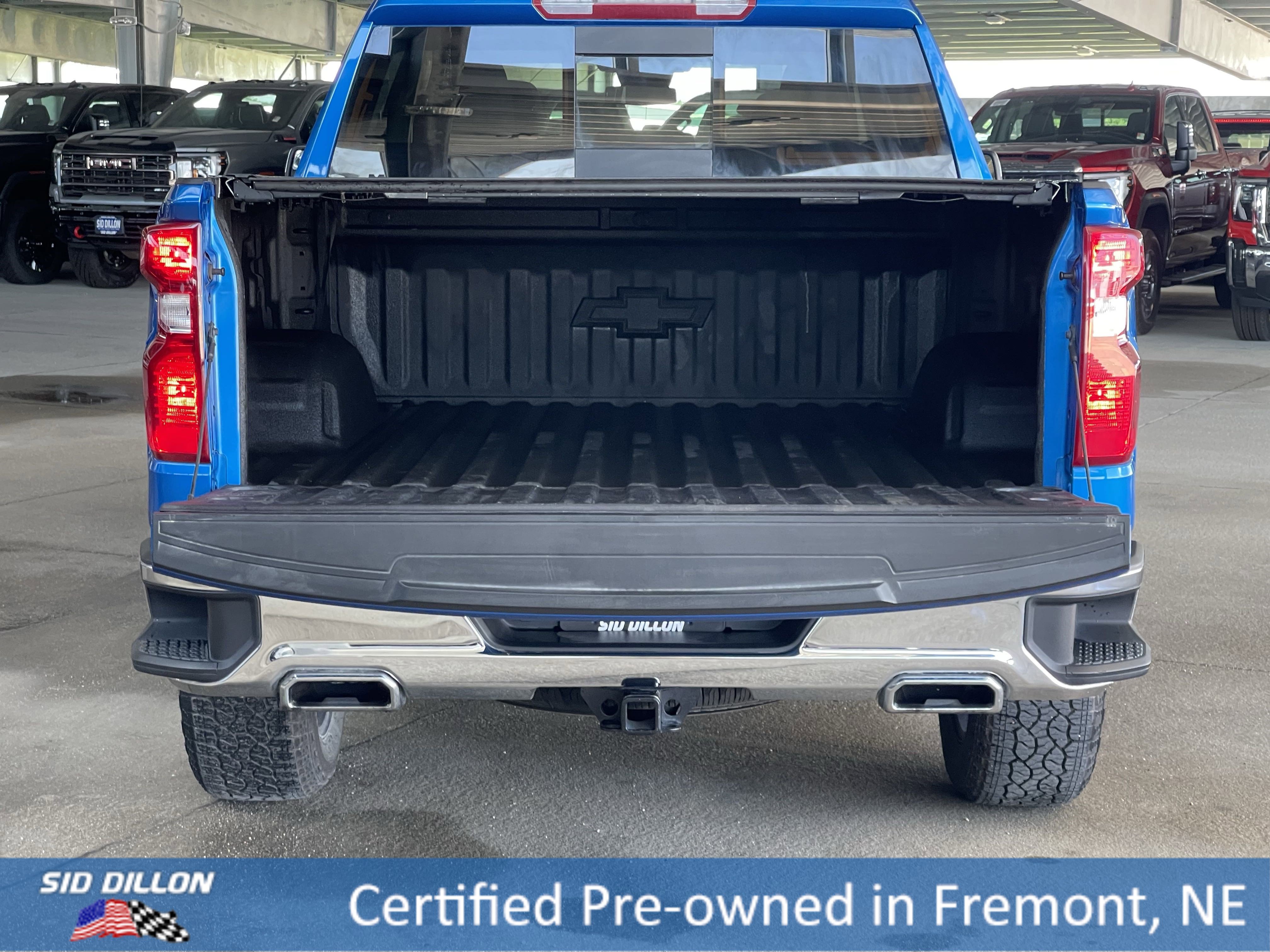 2024 Chevrolet Silverado 1500 LT photo 3