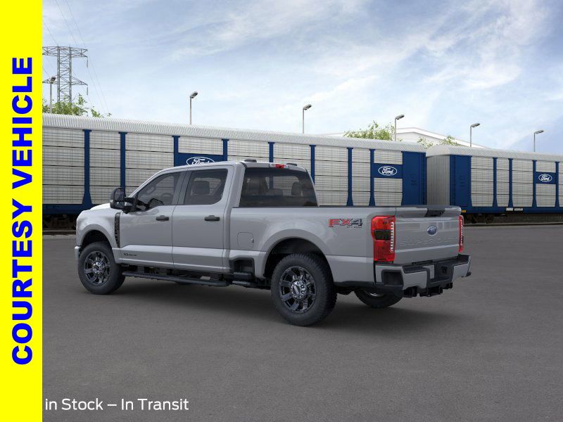 2025 Ford F-250 photo 3