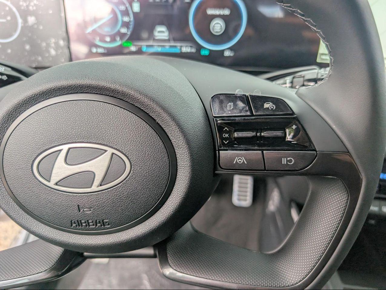2025 Hyundai Elantra Hybrid SEL Sport photo 17