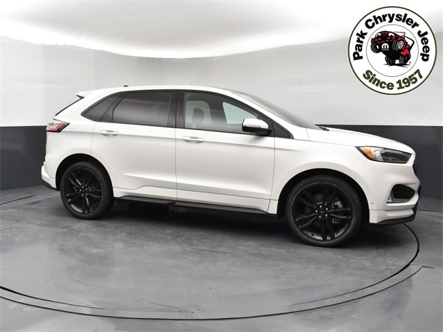 2021 Ford Edge ST's photo