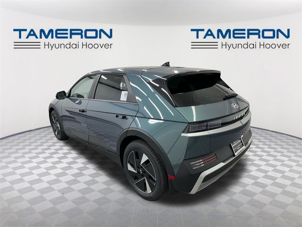 2026 Hyundai Ioniq 5 SEL photo 3