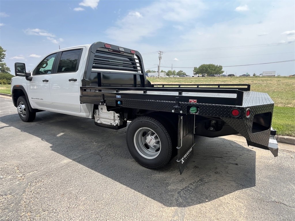 2025 Gmc Sierra 3500 HD Pro photo 4