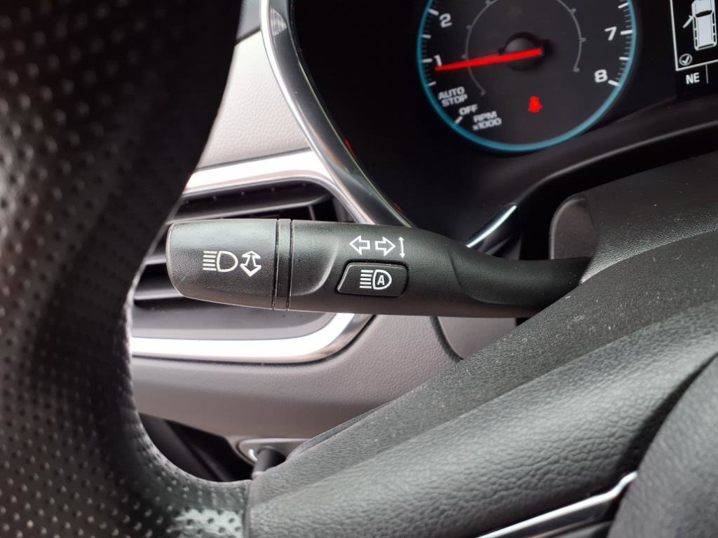 2021 Chevrolet Equinox LS photo 9