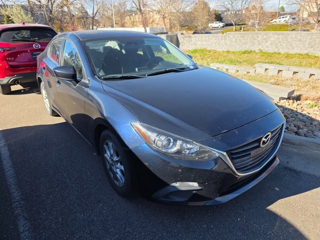 2014 Mazda Mazda3 Touring photo 2
