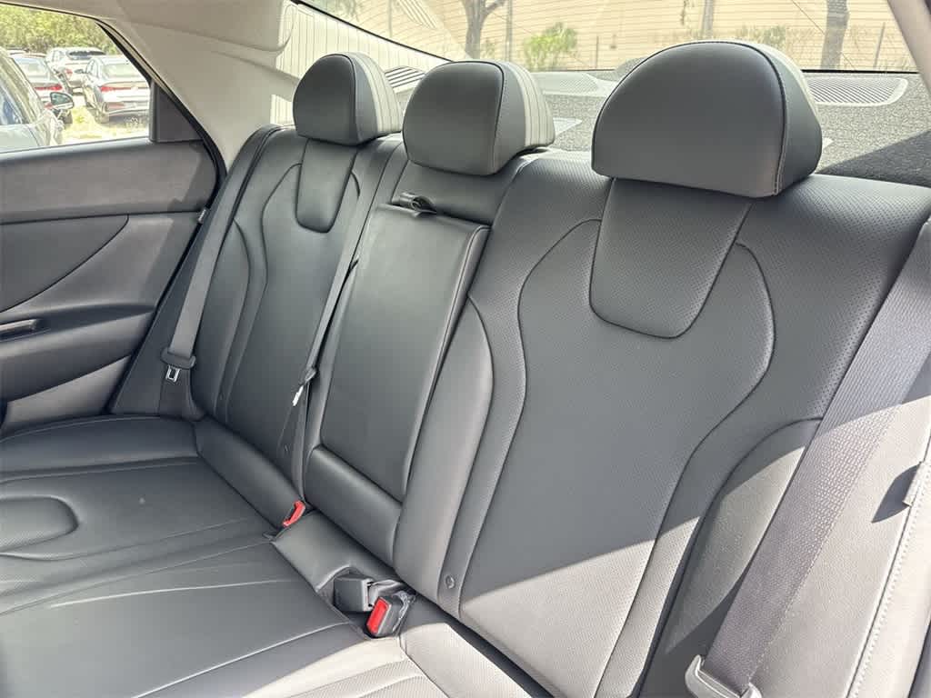 2024 Hyundai Elantra Hybrid Limited photo 20