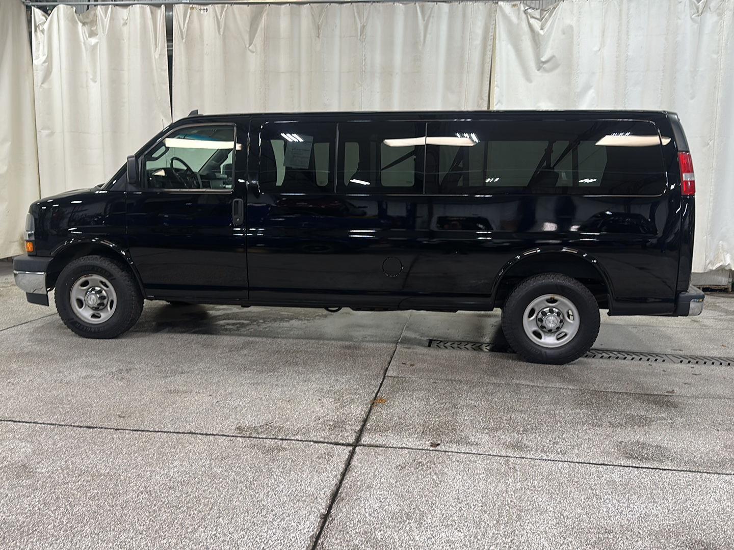 Used 2017 Chevrolet Express Passenger LS with VIN 1GAZGPFG4H1269620 for sale in Waconia, Minnesota