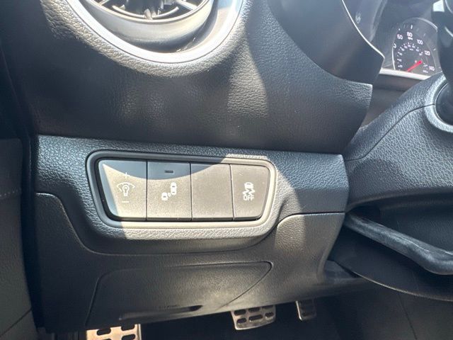 2024 Kia Forte GT-Line photo 21