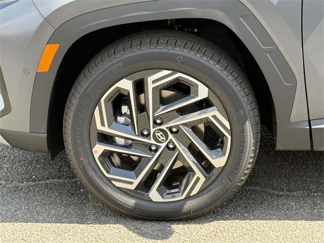 2025 Hyundai Tucson Limited photo 8