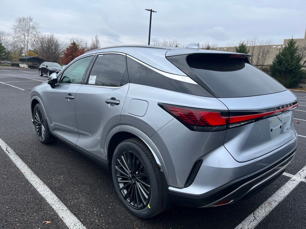 2026 Lexus RX 350h Premium AWD photo 2