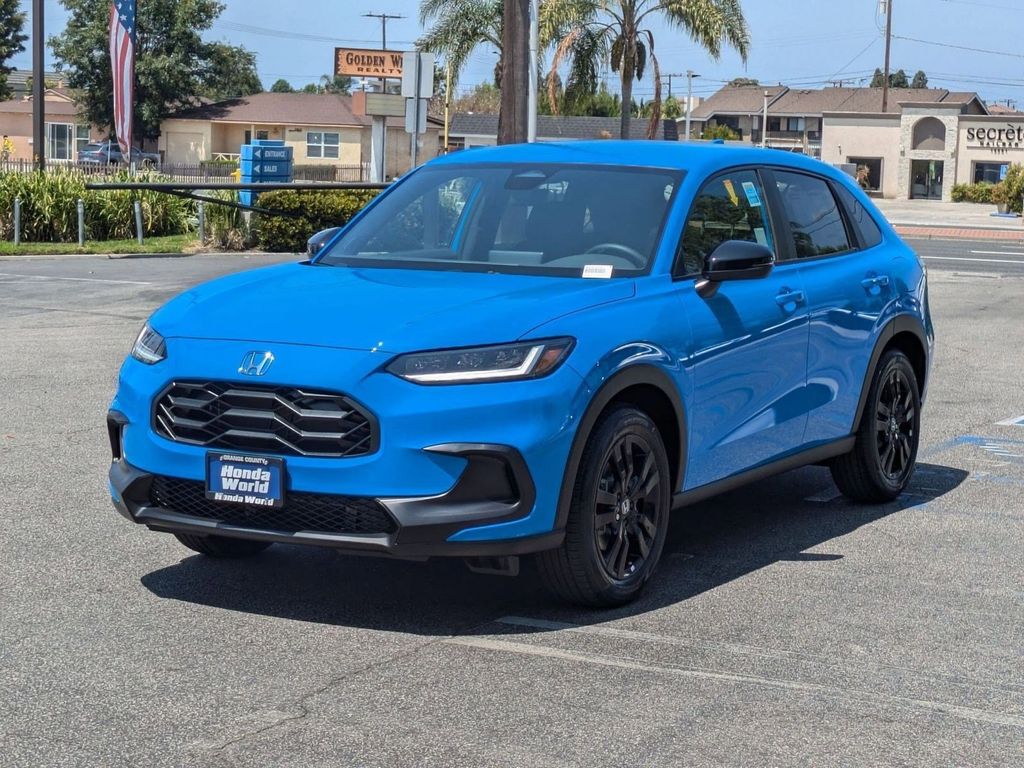 2026 Honda HR-V Sport photo 3