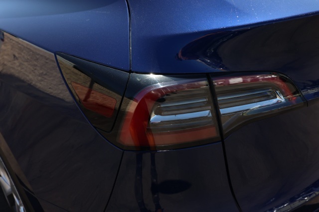 2023 Tesla Model Y Long Range photo 6