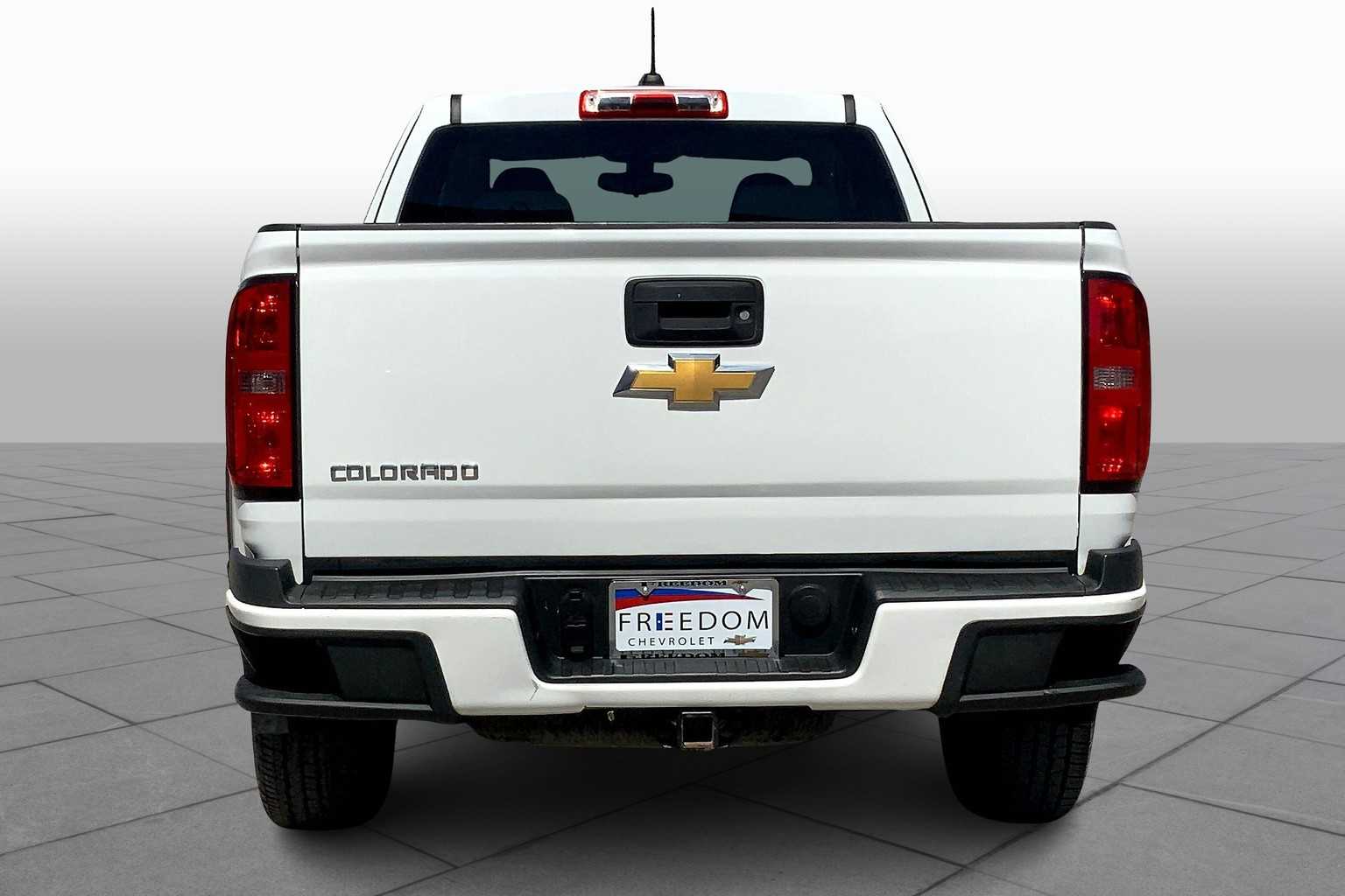 2015 Chevrolet Colorado Base photo 4